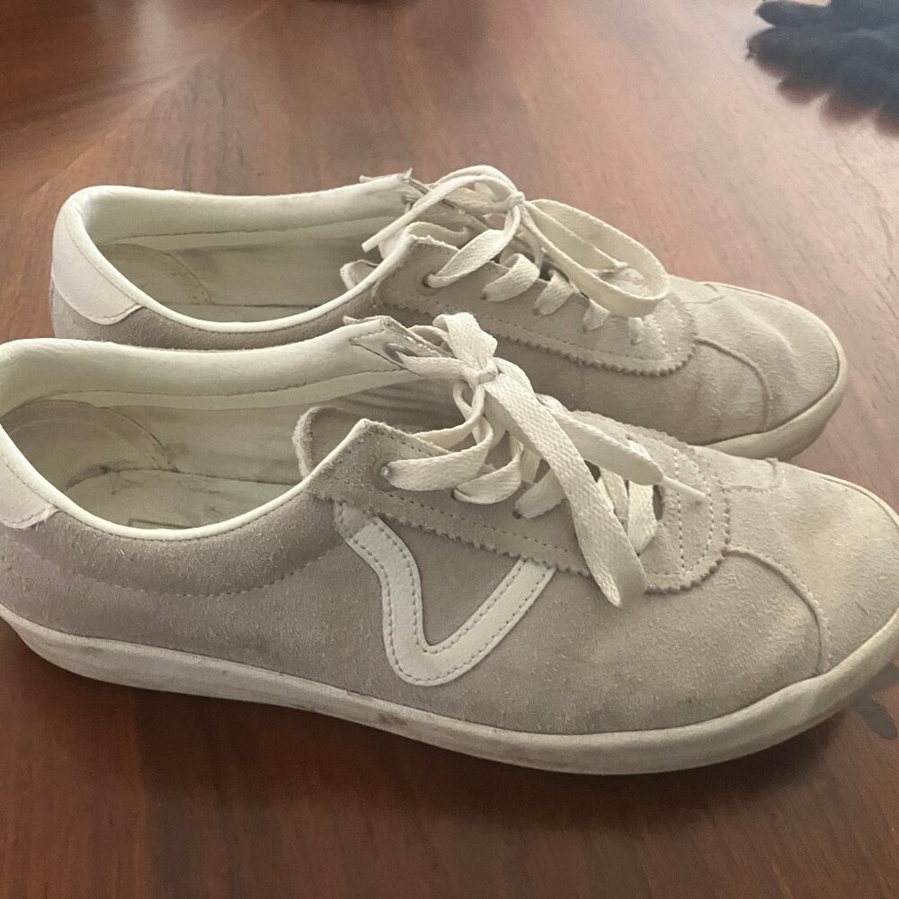 Grey Vans Low Pro